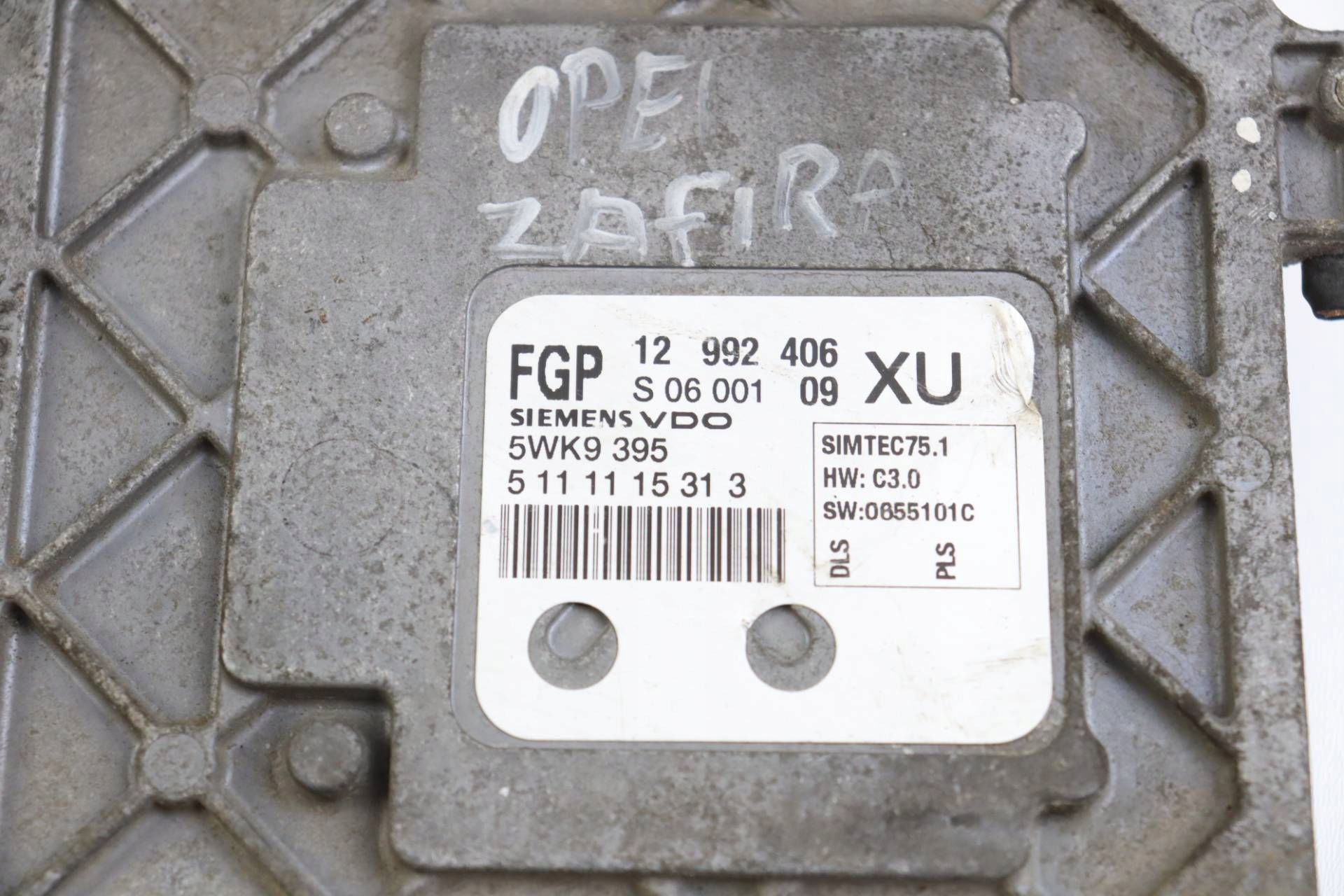 OPEL ZAFIRA B computer control unit of the engine 1.8 16V 12992406 5WK9395
