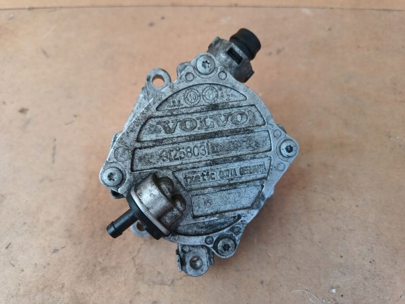 насос давления вакум volvo 31258031