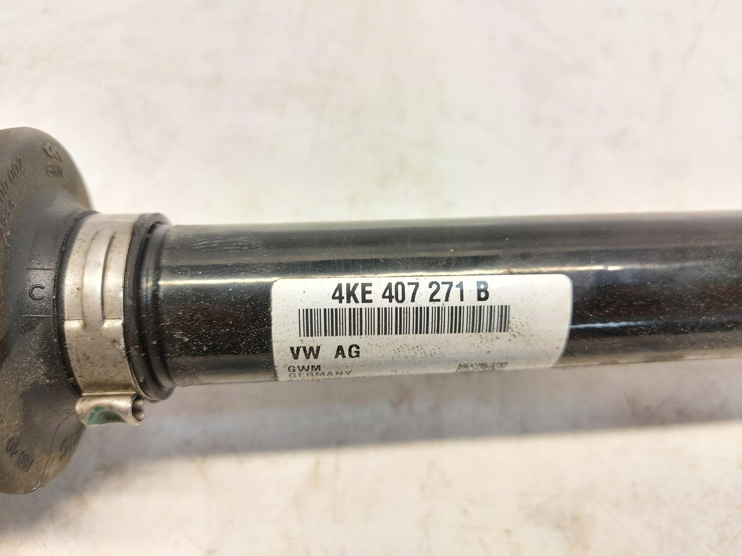 Audi Q8 E-TRON SportBack 4KE semi-axis semi-axis right front front 4ke407271b