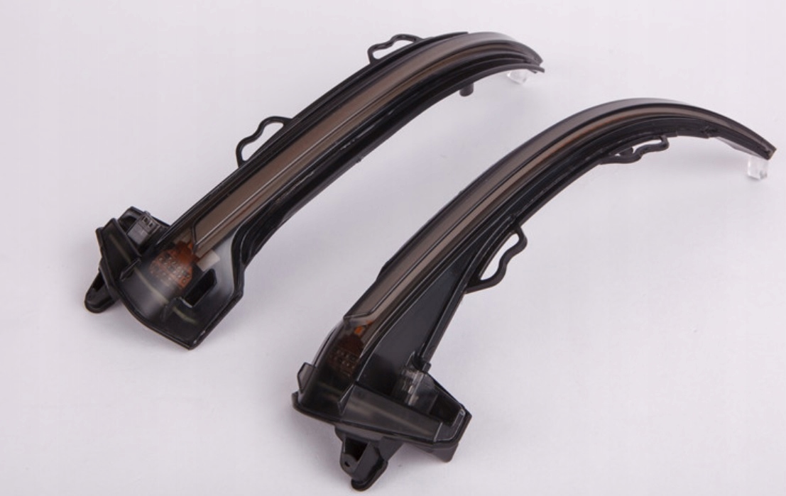 поворотник Audi A4 A5 B9 led F5