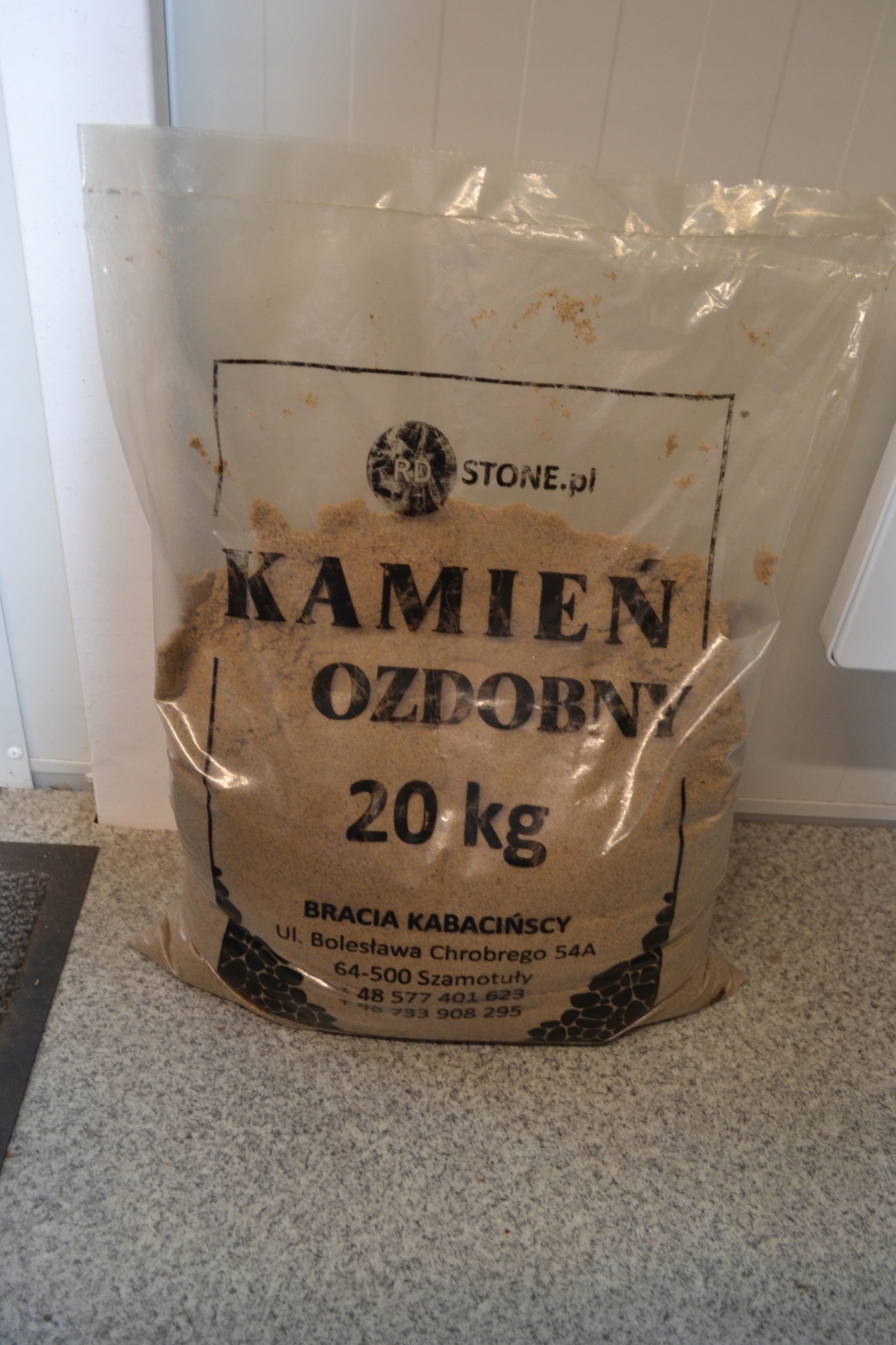 Piasek do posypywania dróg Zima 20 kg Producent inna