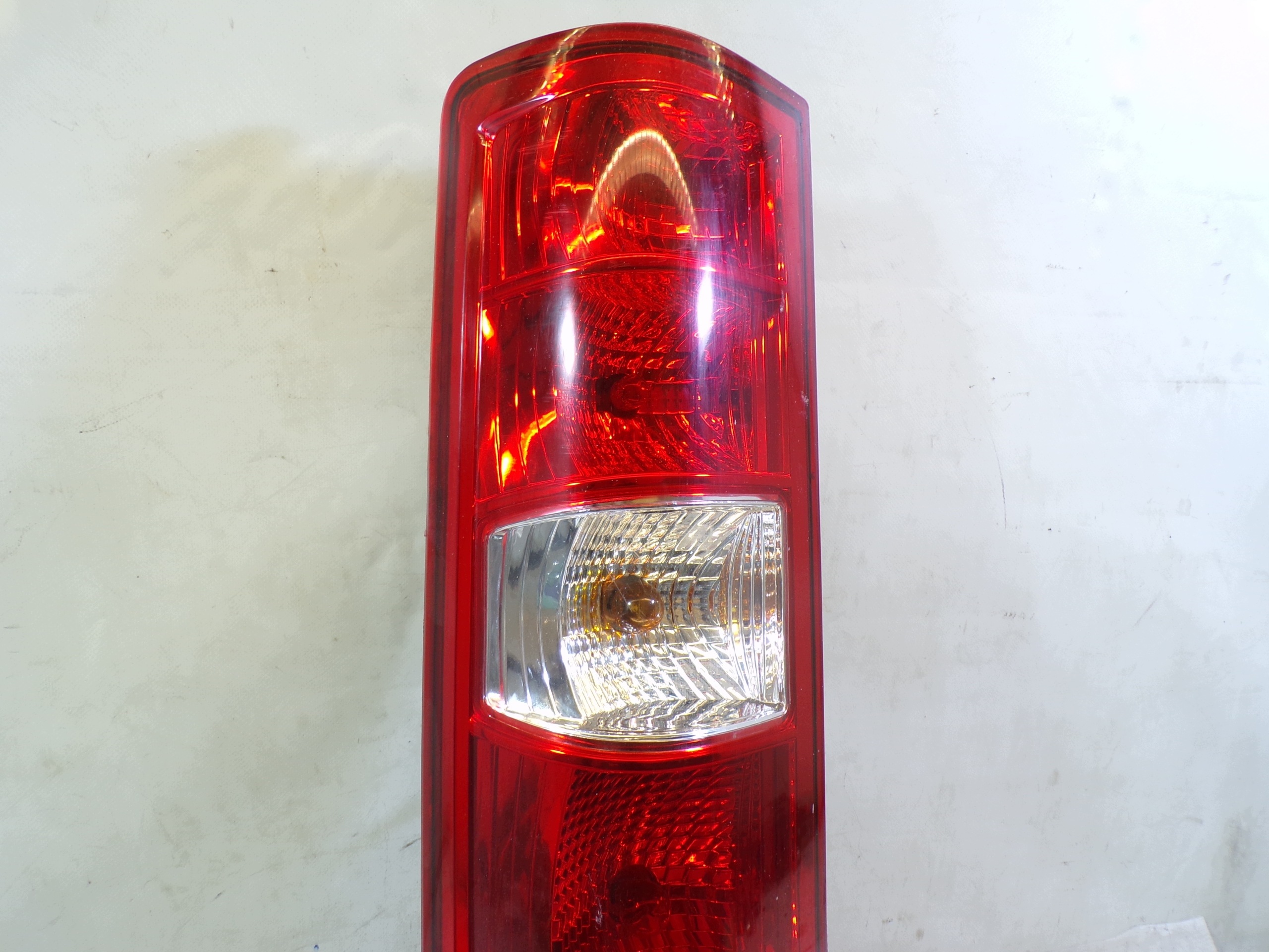 light rear rear part left IVECO DAILY 4 IV