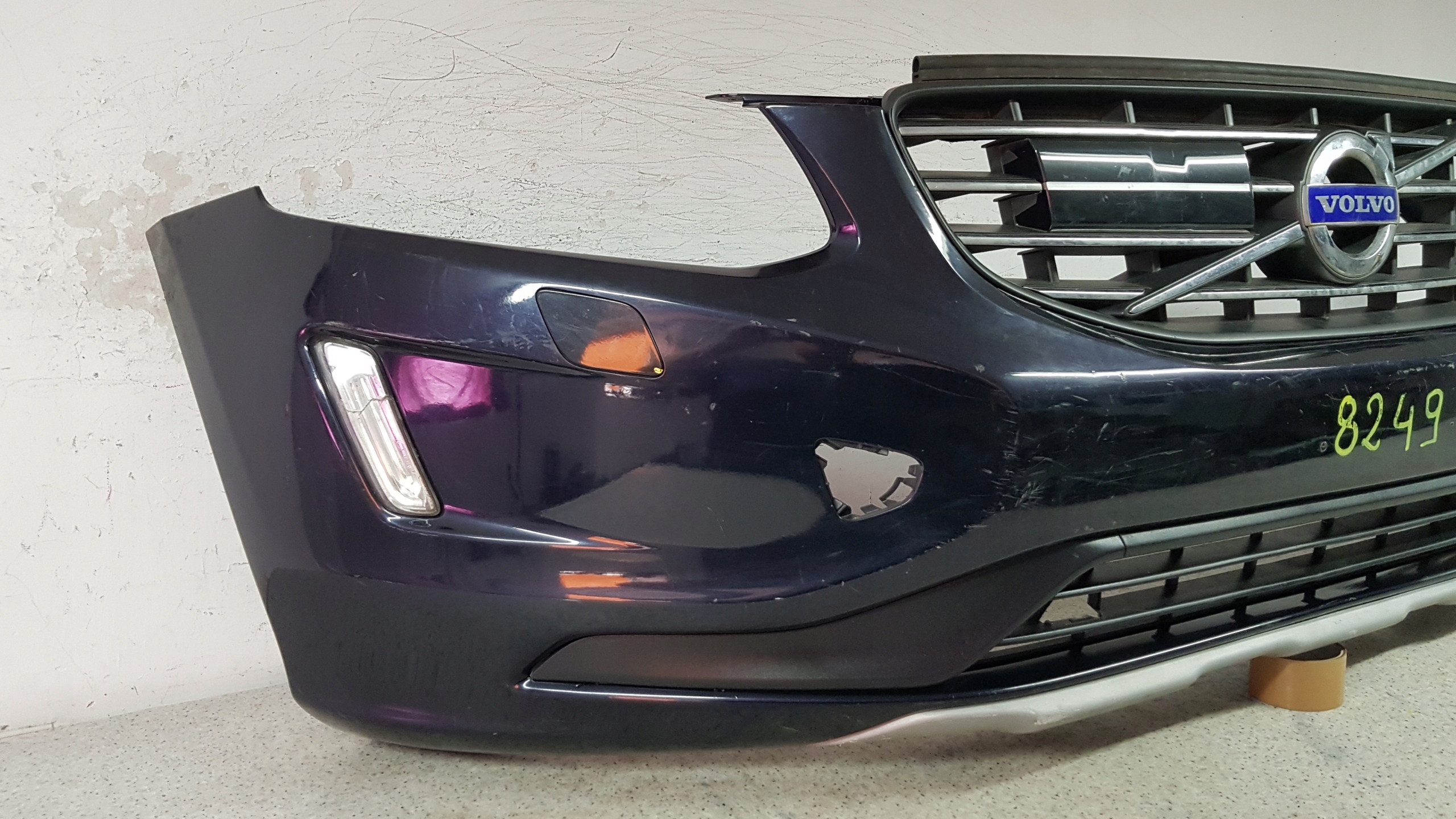 VOLVO XC60 XC 60 LIFT 2013 - LEDY bumper front 8249