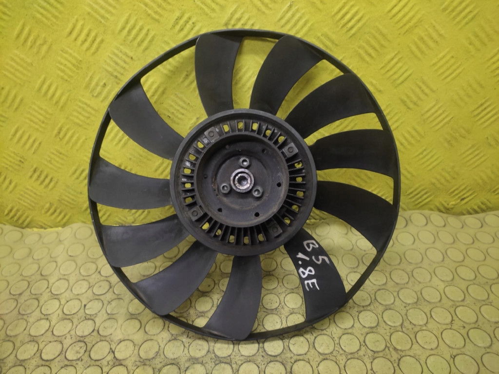 VW PASSAT B5 1.8 ventilátor chladiče WISKOZA 058121301B