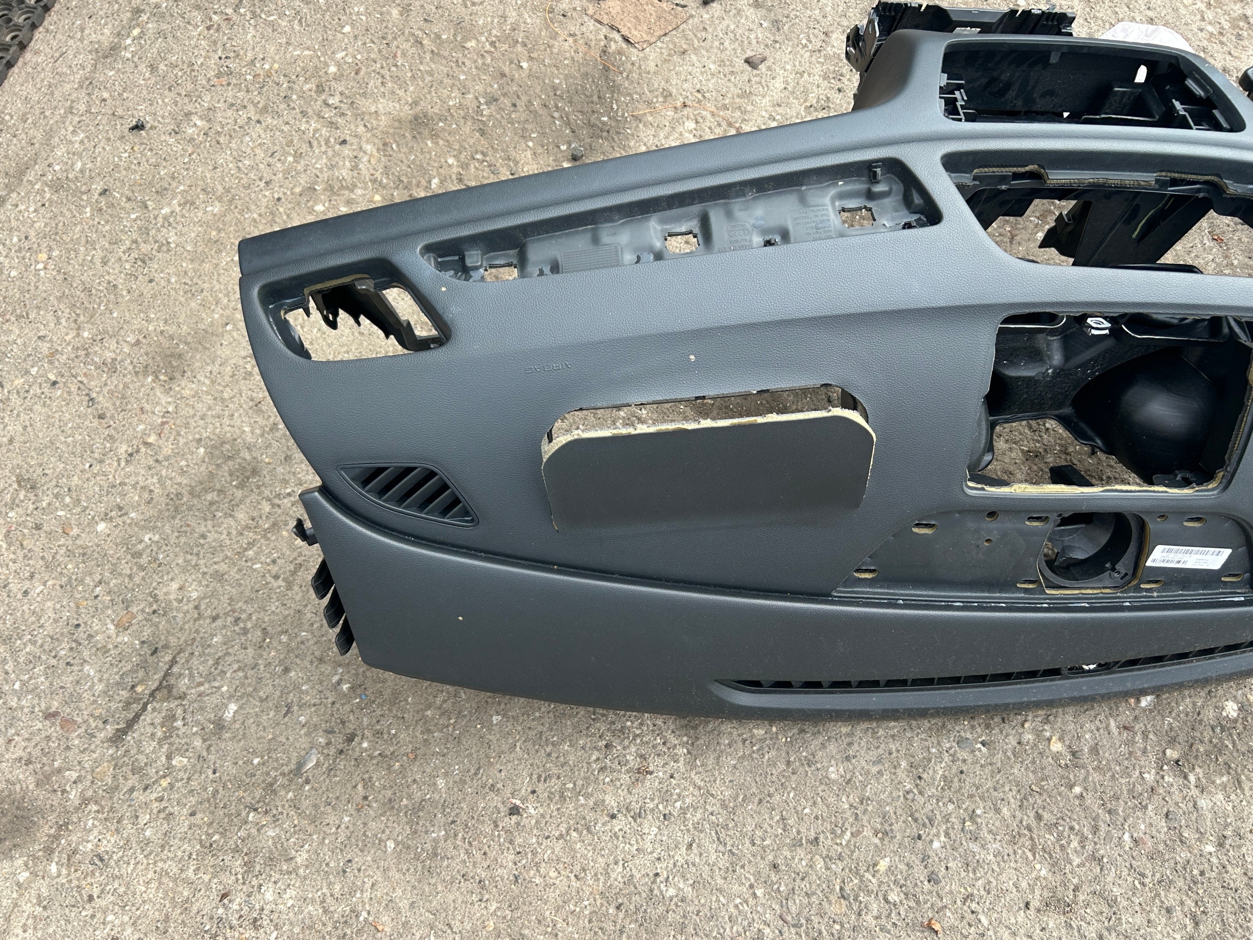AUDI Q3 8U console dashboard instrument panel AIR BAG WYSTRZELONA