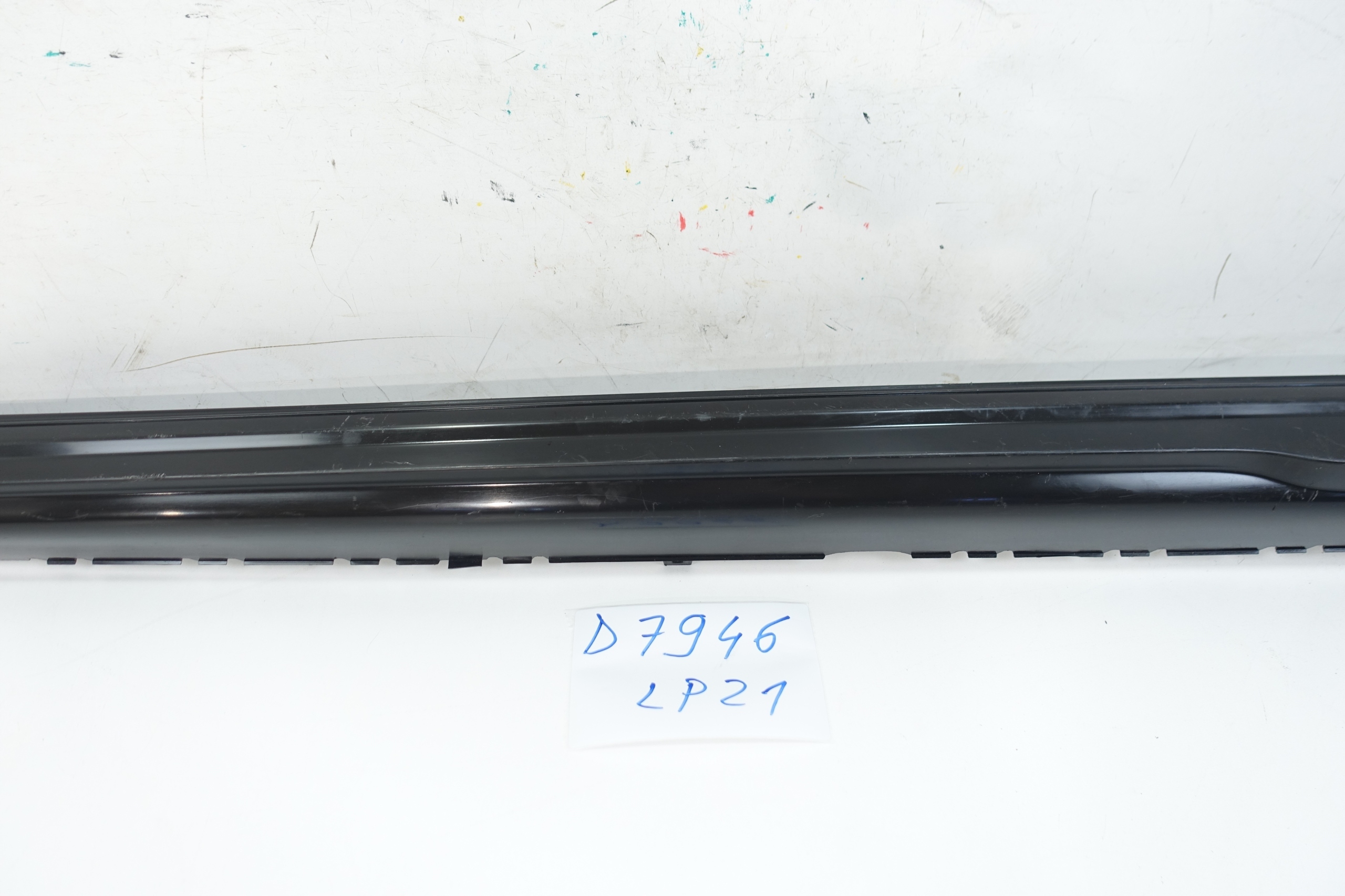 moulding threshold left AUDI A4 B9 LIFT KOMBI ALLROAD