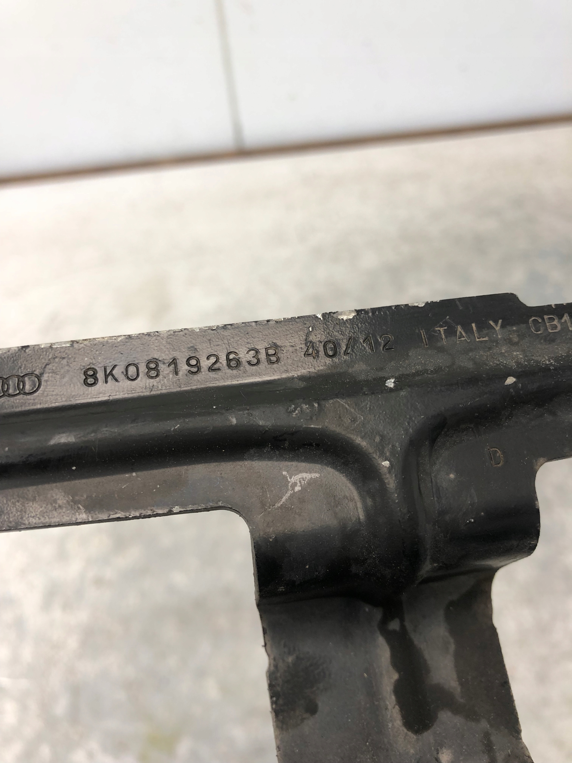 supplementary water pump AUDI A4 B8 A5 4H0121671B