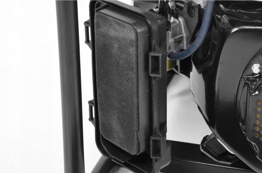 AGREGAT GENERATOR PRĄDOTWÓRCZY JEDNOFAZOWY HECHT GG3300 AVR 3000W BENZYNA Silnik 4-suwowy