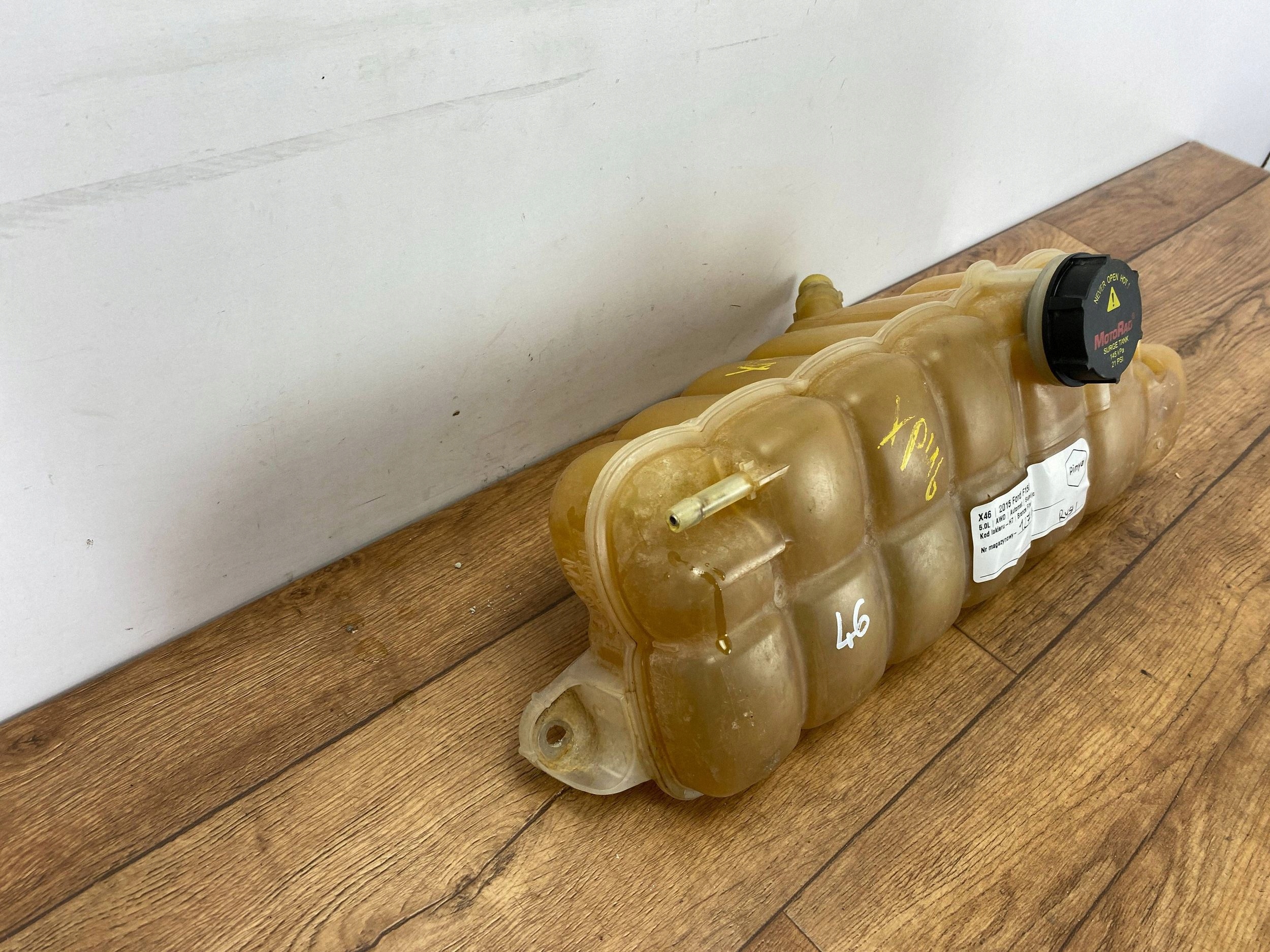 Réservoir eau Ford F150 2015+
