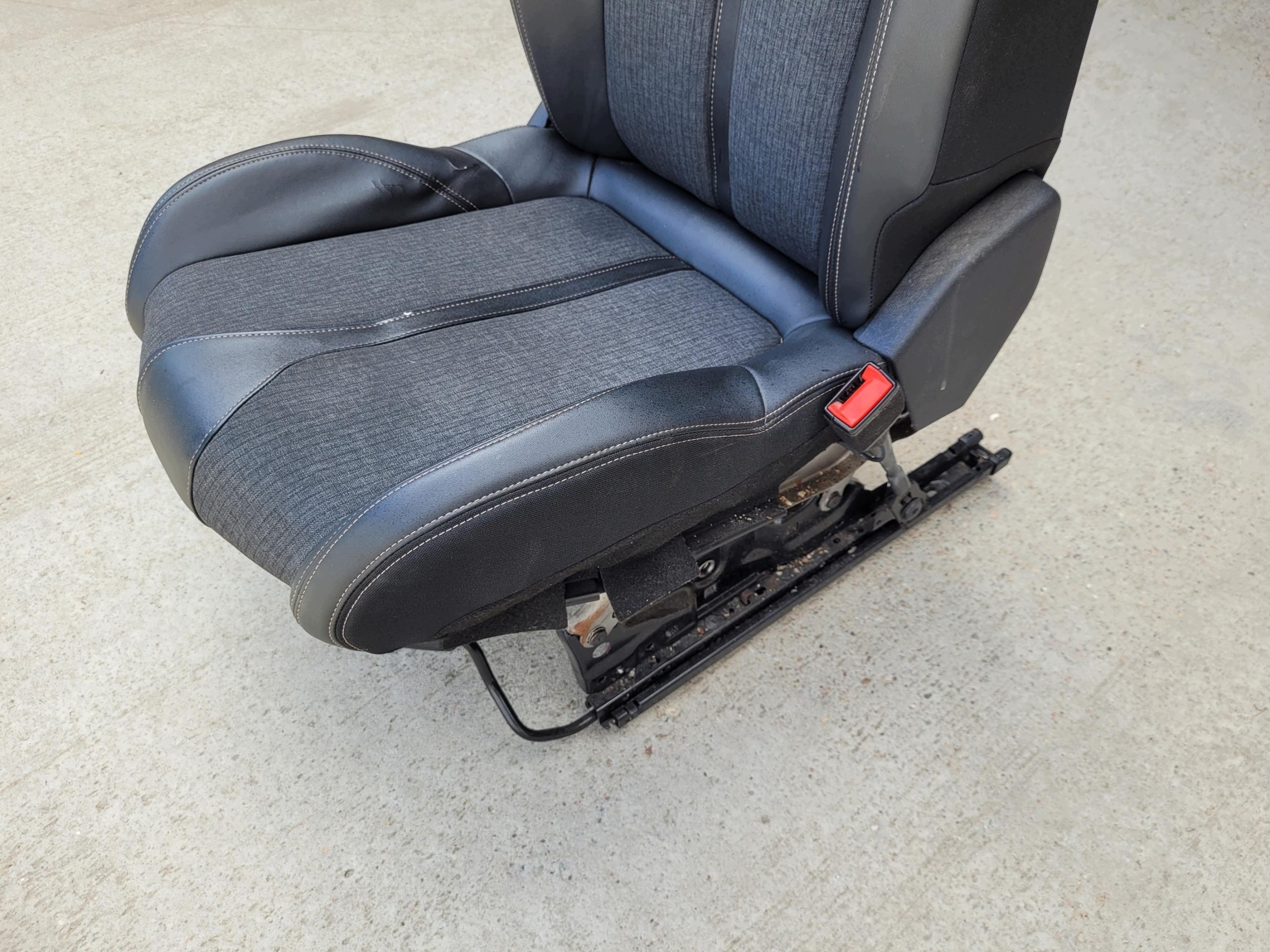 seat front front right electrical complete GT-LINE PEUGEOT 3008 II