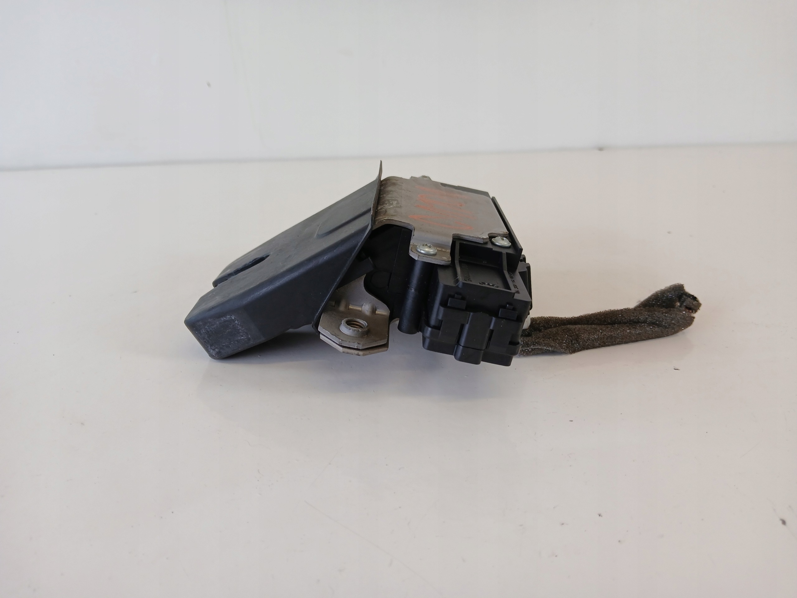 VOLVO V50 lock bonnet boot 4N51-A442A66-AM