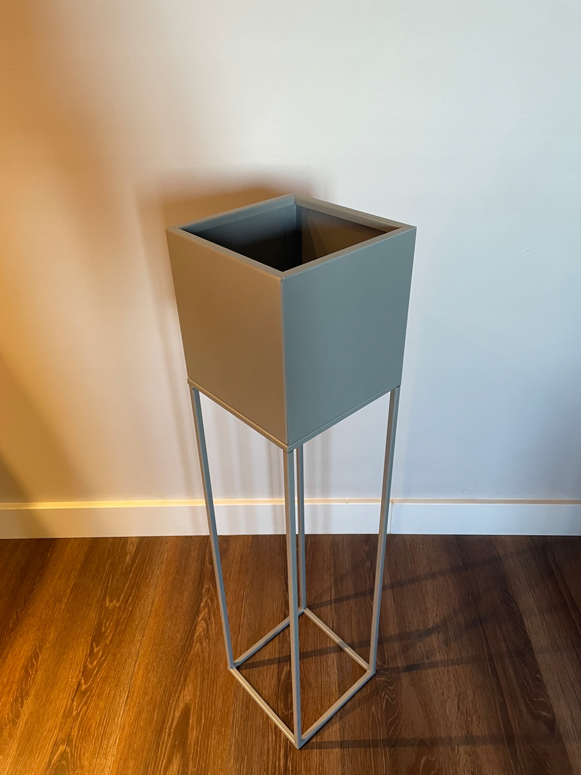 Osłonka Metal Doniczka Loft LORIENT SILVER L87cmYLD Marka Your Loft Design