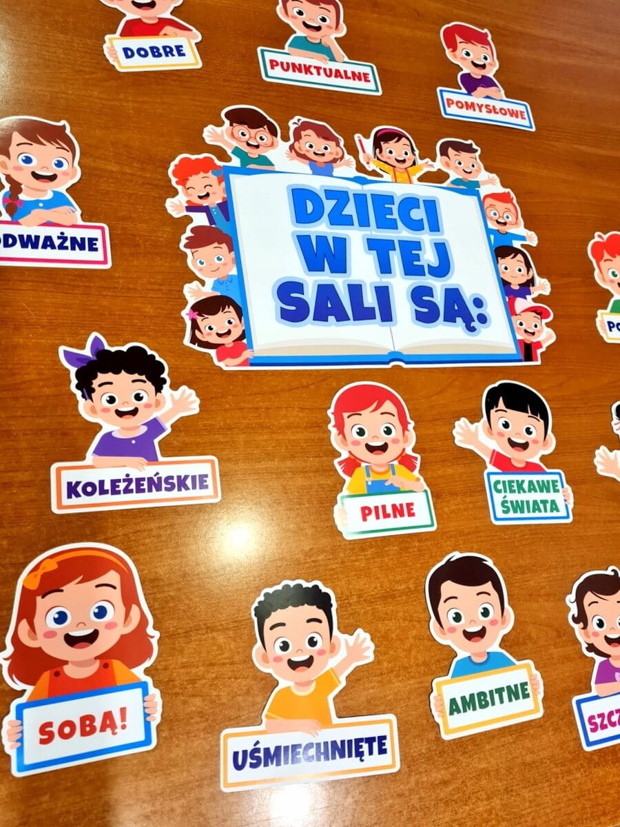 DEKORACJA NA DRZWI - DZIECI - SZKOŁA PRZEDSZKOLE Kolor Wielokolorowy