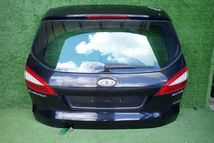 FORD MONDEO MK4 KOMBI boot doors rear part