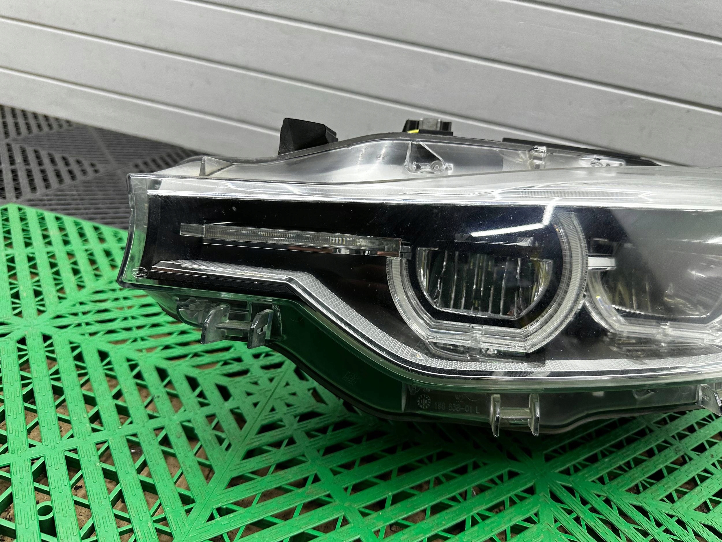 light front side left BMW 3 F30 F31 LCI 7498945