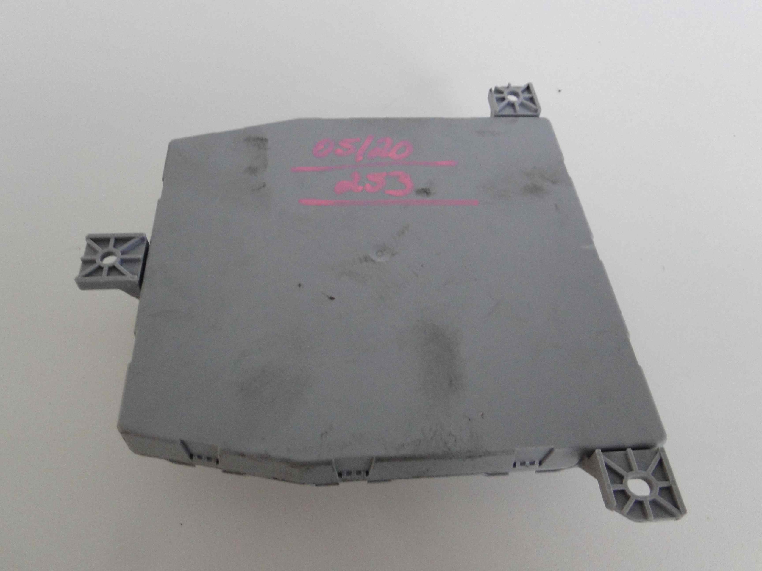 MERCEDES GLC 253 MODUŁ SAM A2059006822 Jakość części (zgodnie z GVO) O - oryginał z logo producenta pojazdu (OE)