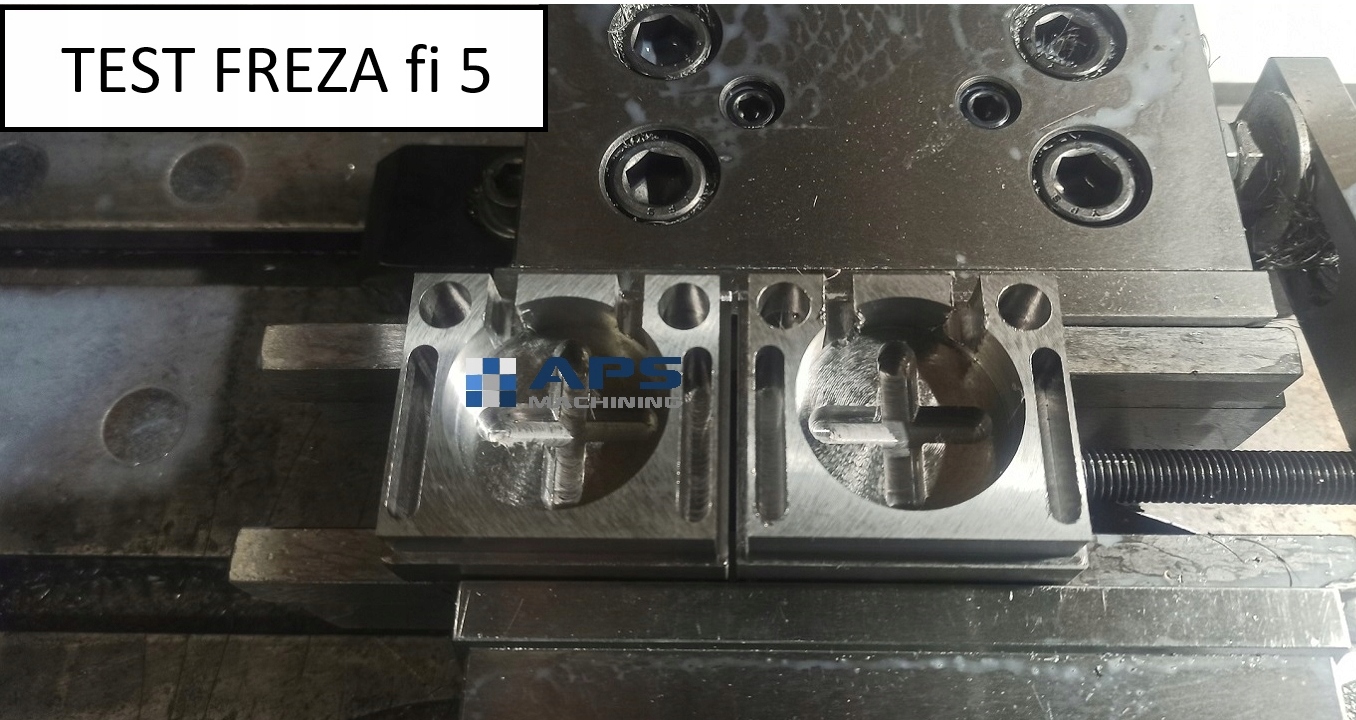 FREZ WĘGLIKOWY VHM MTS fi 10mm 100L długi 55HRC 4P Materiał wykonania VHM