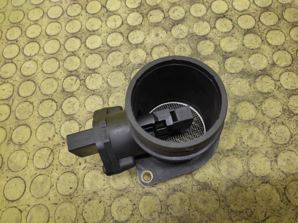 AUDI A3 8L 1.8 flow meter 0280218002