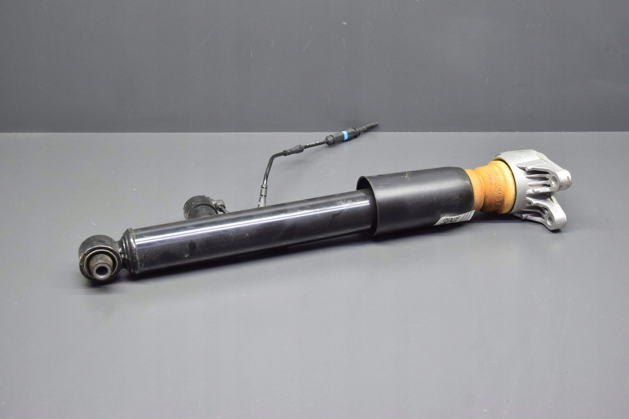 shock absorber right left rear part BMW 4 G23 VDC 6122km
