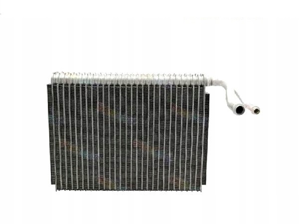 64116921070 - ВИПАРНИК КОНДИЦІОНЕРА BMW 5/6 2003-210