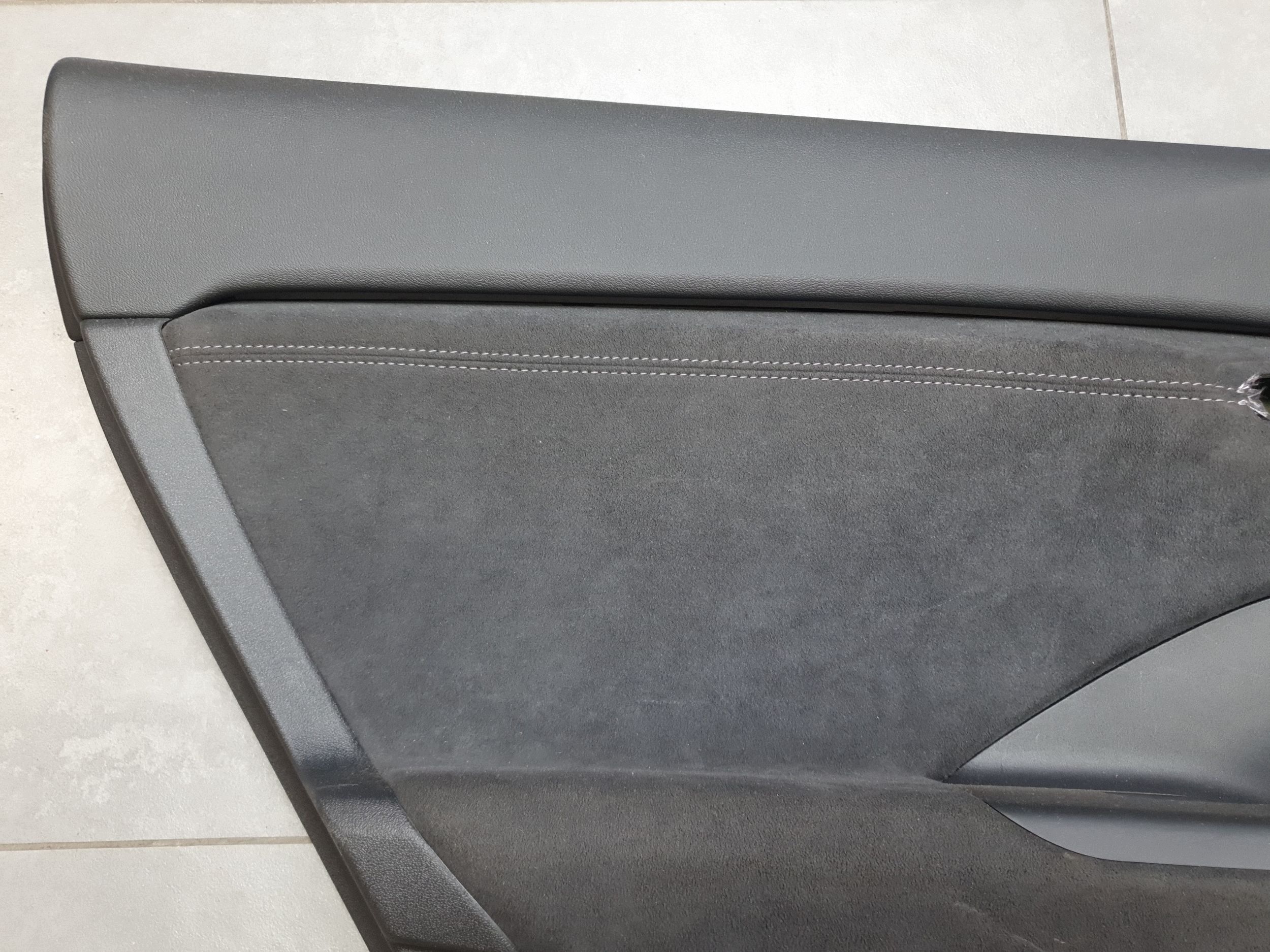Audi SQ6 e-tron side door rear left rear part alcantara 85H867487