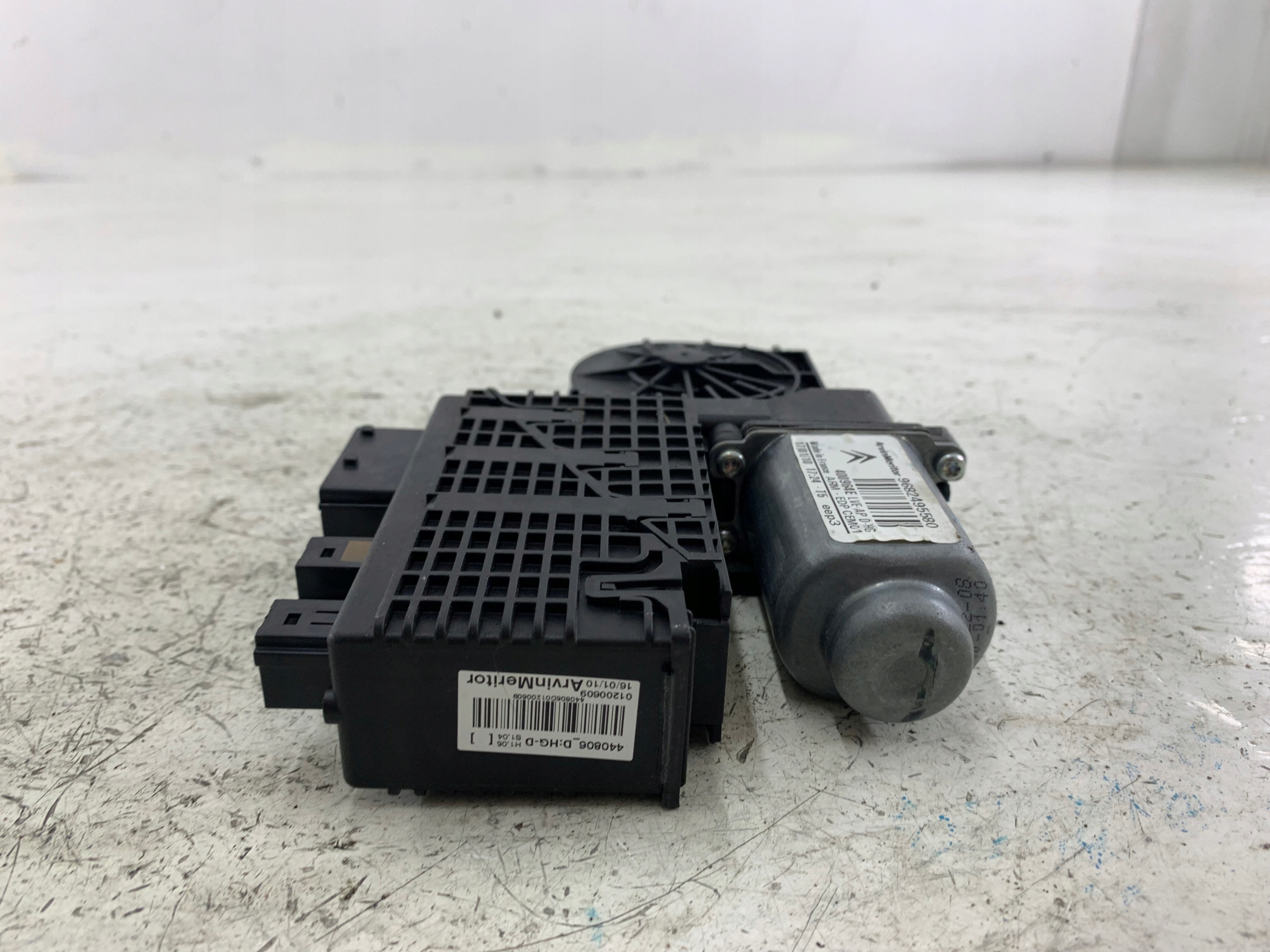CITROEN C4 PICASSO and mini motor windows right front 9682495580