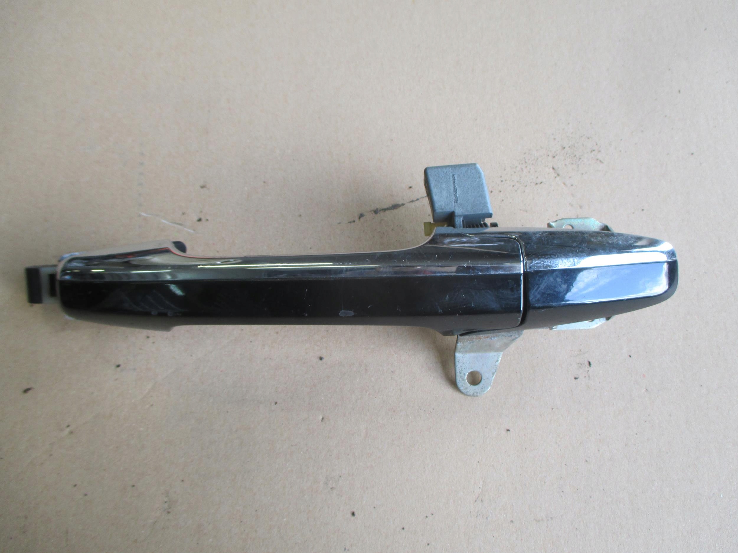 CIVIC VIII SEDAN 06-11 KLAMKA LEWY TYŁ B92PX