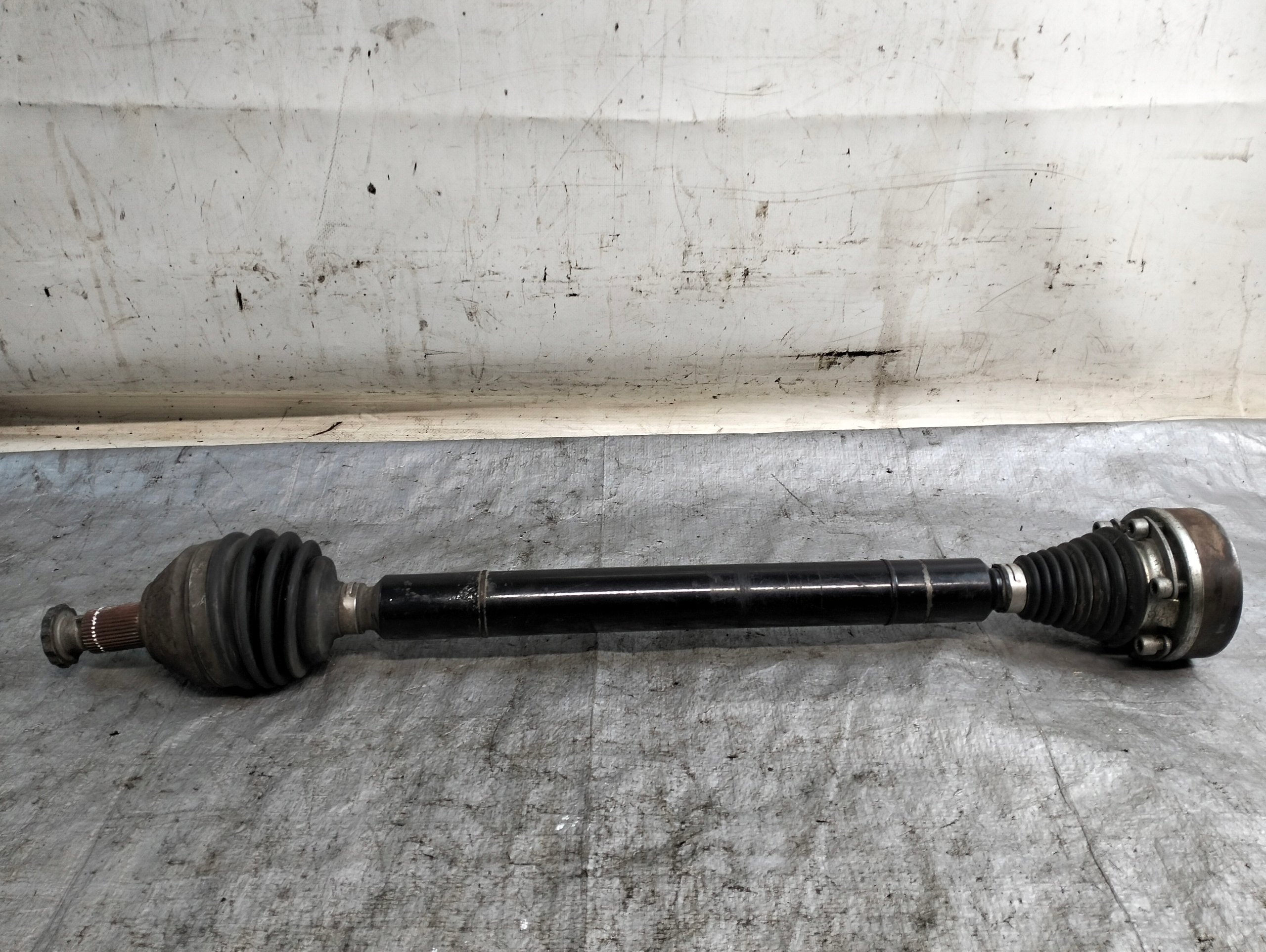 semi-axis right front SKODA RAPID 1.4D 36Z 2015r 6C0407272C