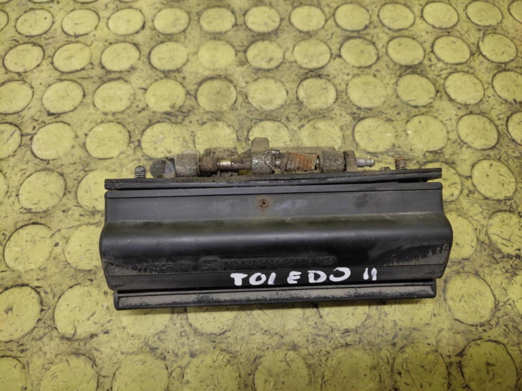 SEAT TOLEDO II handle bonnet rear part 1M5827561