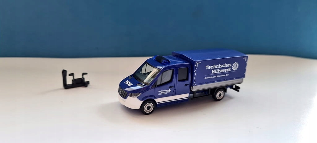 Herpa 095525 Mercedes Sprinter Thw Mnichov