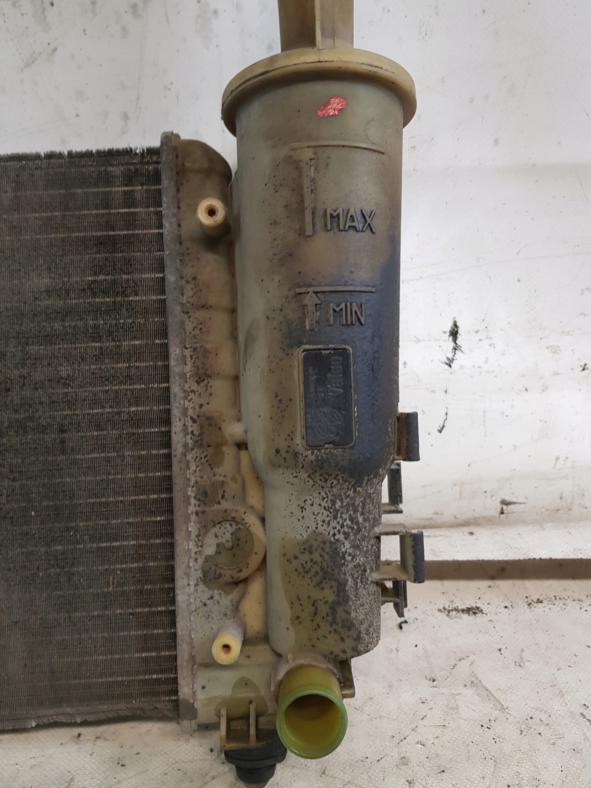 water cooler FIAT PUNTO 1.2B