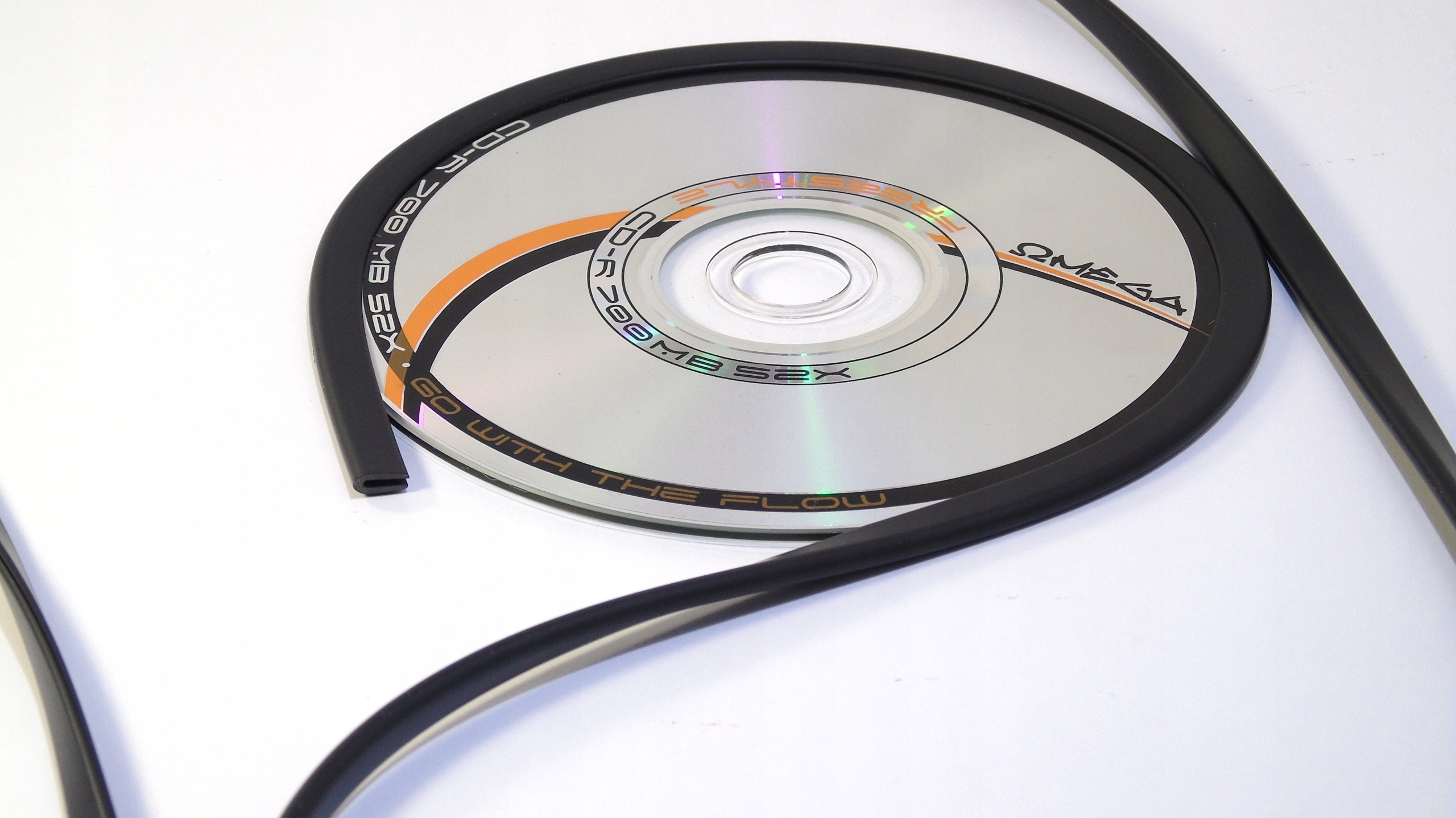 Osłona krawędzi "krawędziówka" U12/2 Numer katalogowy producenta 360-02 U 12/2