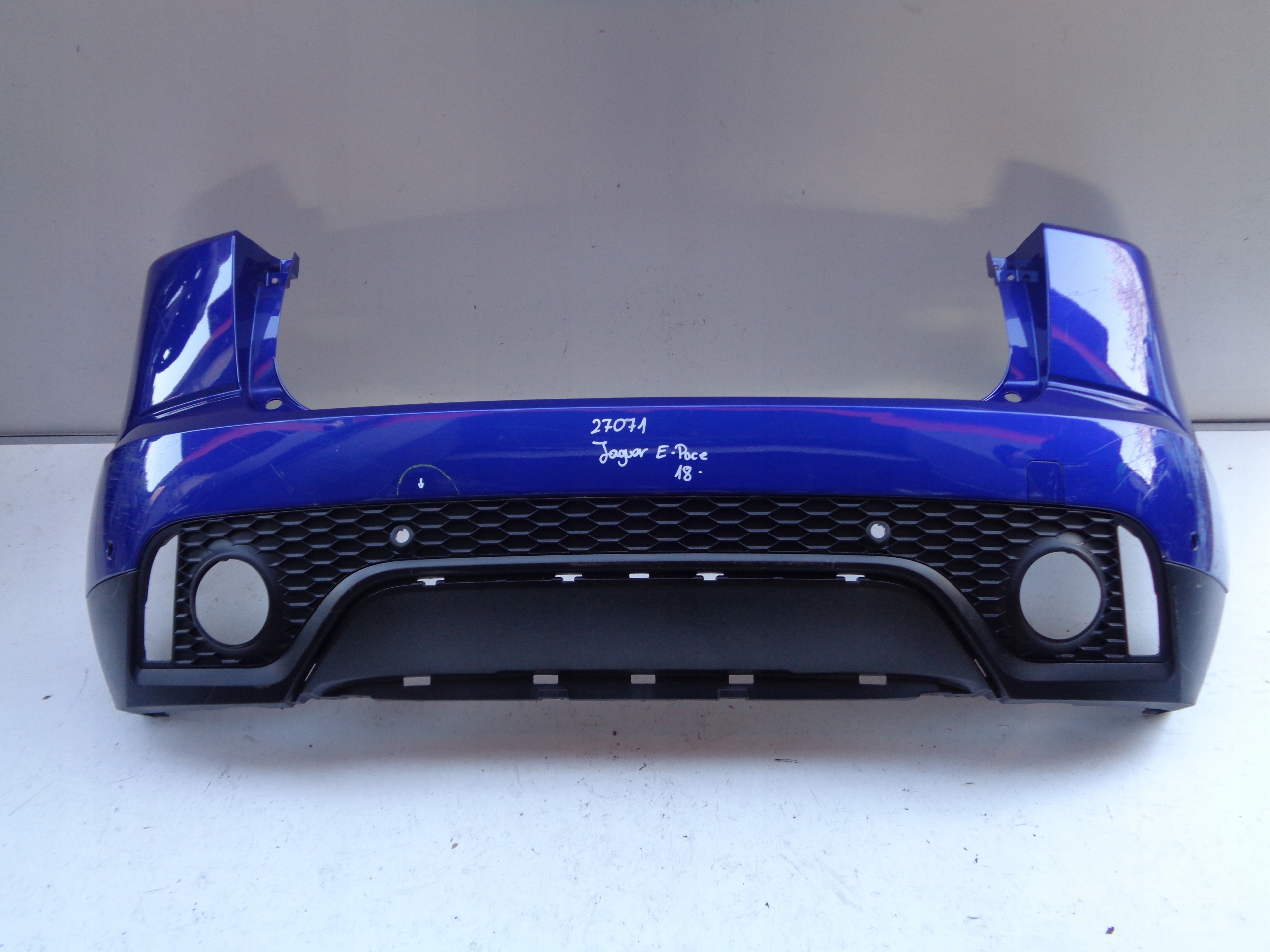 bumper rear JAGUAR E-PACE 18- NR 27071