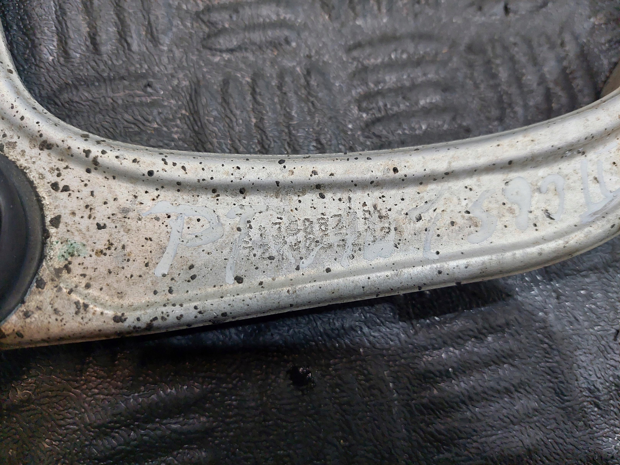 arm front front upper right 31360837 left VOLVO S90 II V90 2.0 D5 AWD