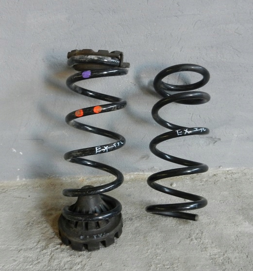 ИНФИНИТИ Ex37 Qx50 SPREZYNA ЗАД. ЗАДНЯЯ АМОРТИЗАТОР