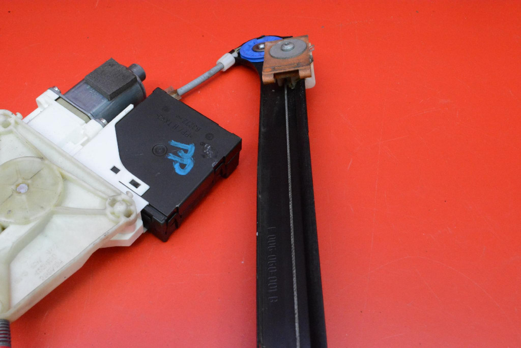 window regulator right front EU 8P0959802E AUDI A3 8P 3D HB 03-05