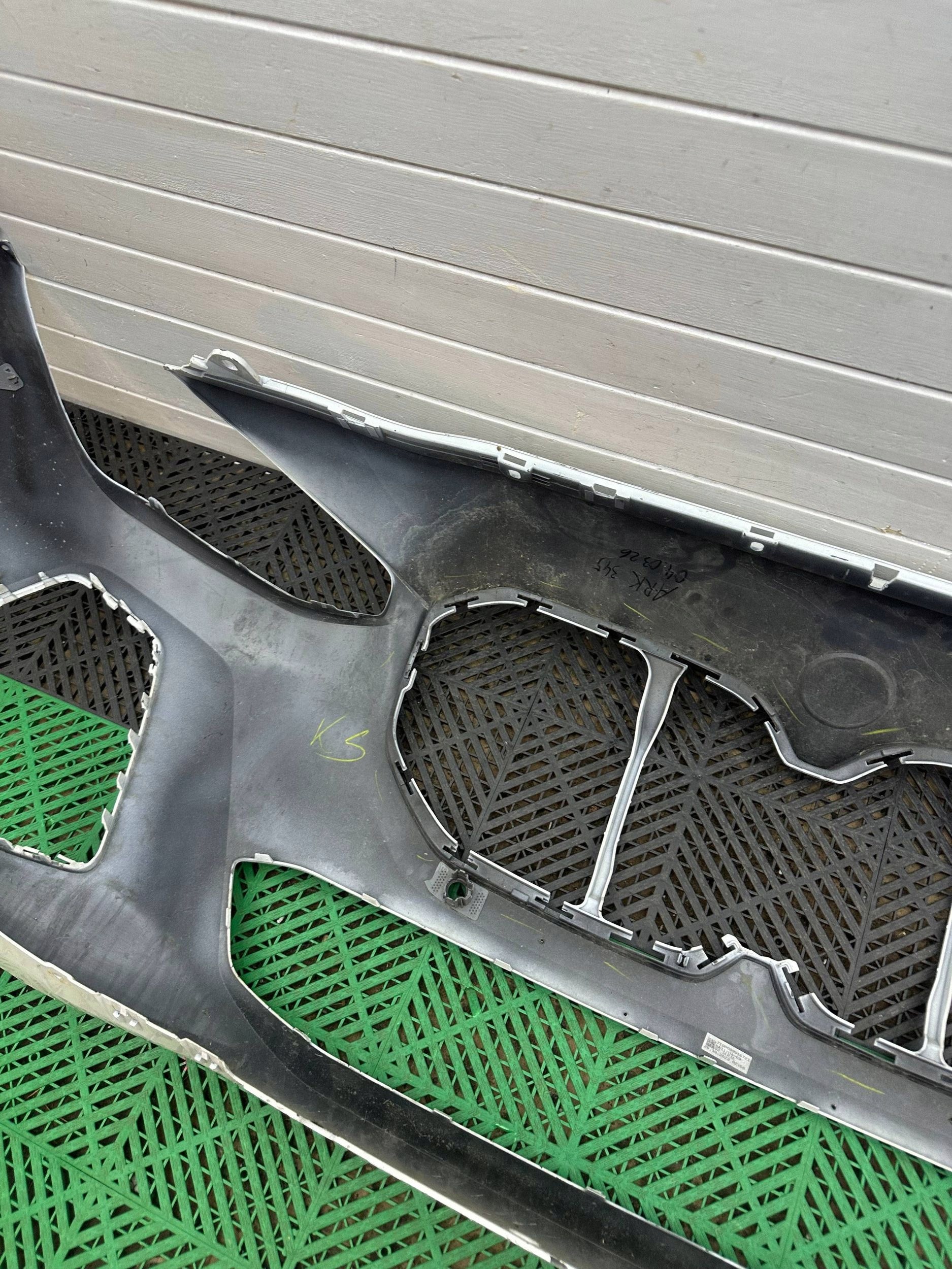 Frontstoßstange vorne BMW 2 Active Tourer U06 8737313