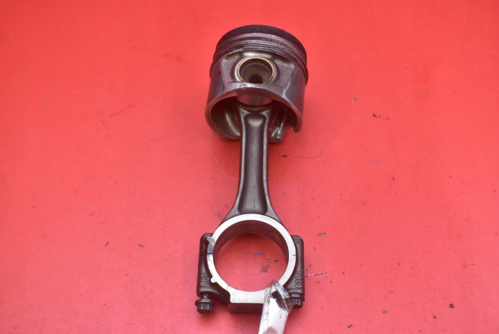piston connecting rod BKD VW GOLF 5 V plus 2.0 TDI 140 KM 03-09
