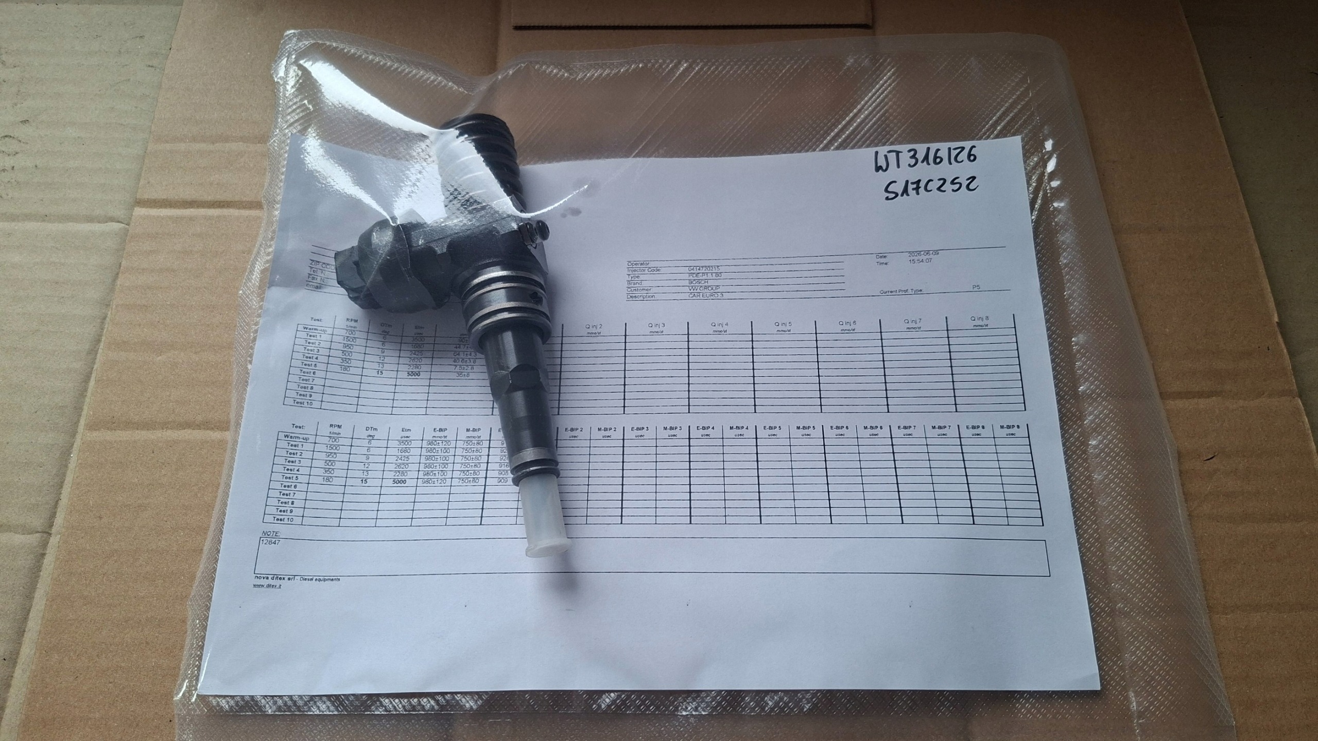 Pumpedüse BOSCH VW 1.9TDI 0414720215 WYDRUK