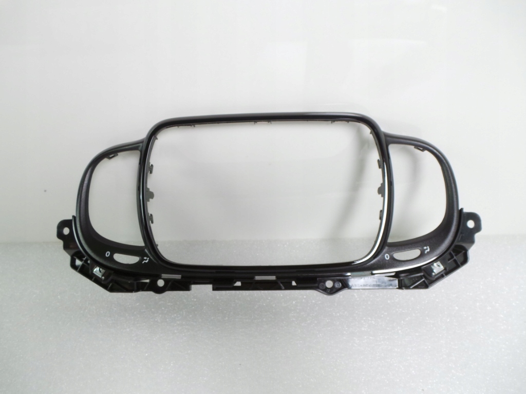 Rámeček ventilačního rádia Fiat 500 Lift, velký displej