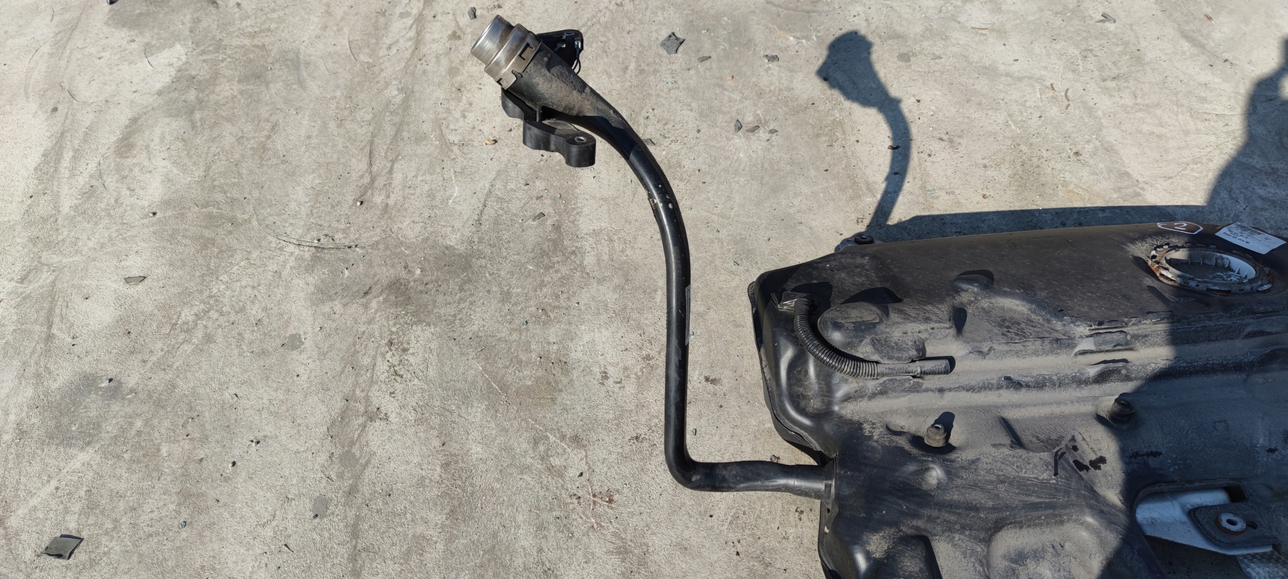KRAFTSTOFFTANK TANK AUDI A6 C7 4G0201021P TDI