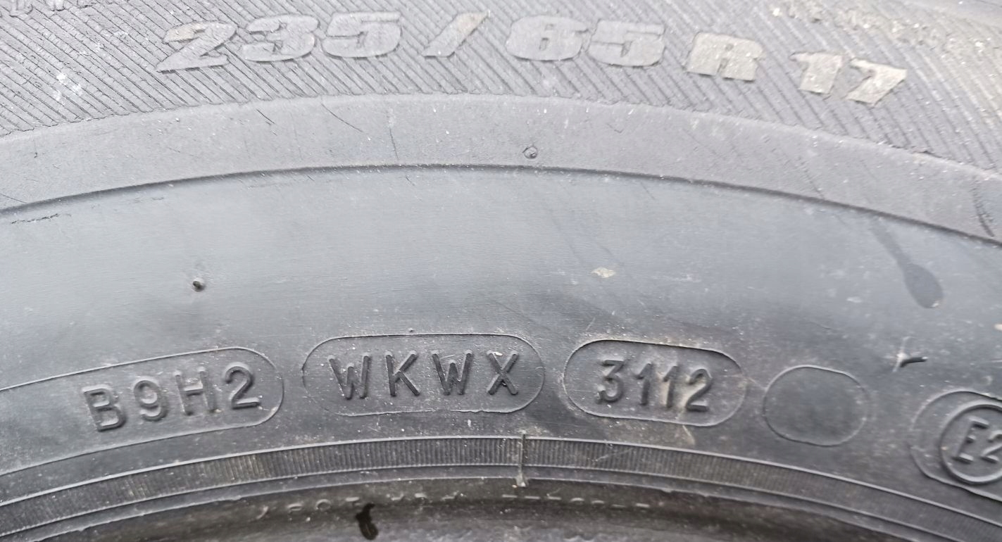 235/65R17 (2060) MICHELIN LATITUDE TOUR. 5mm Model Latitude Tour HP