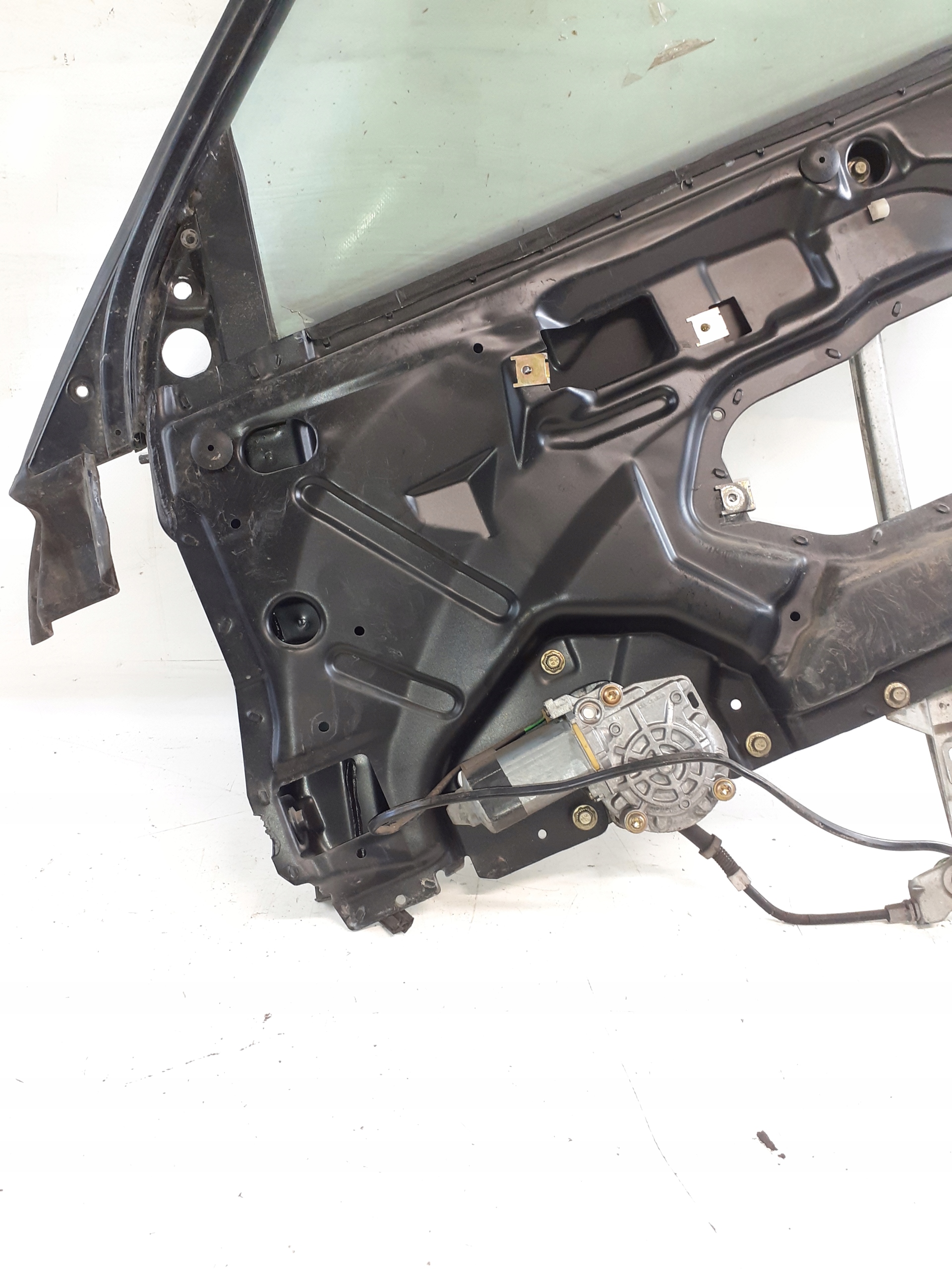 window regulator frame right front AUDI A6 C4