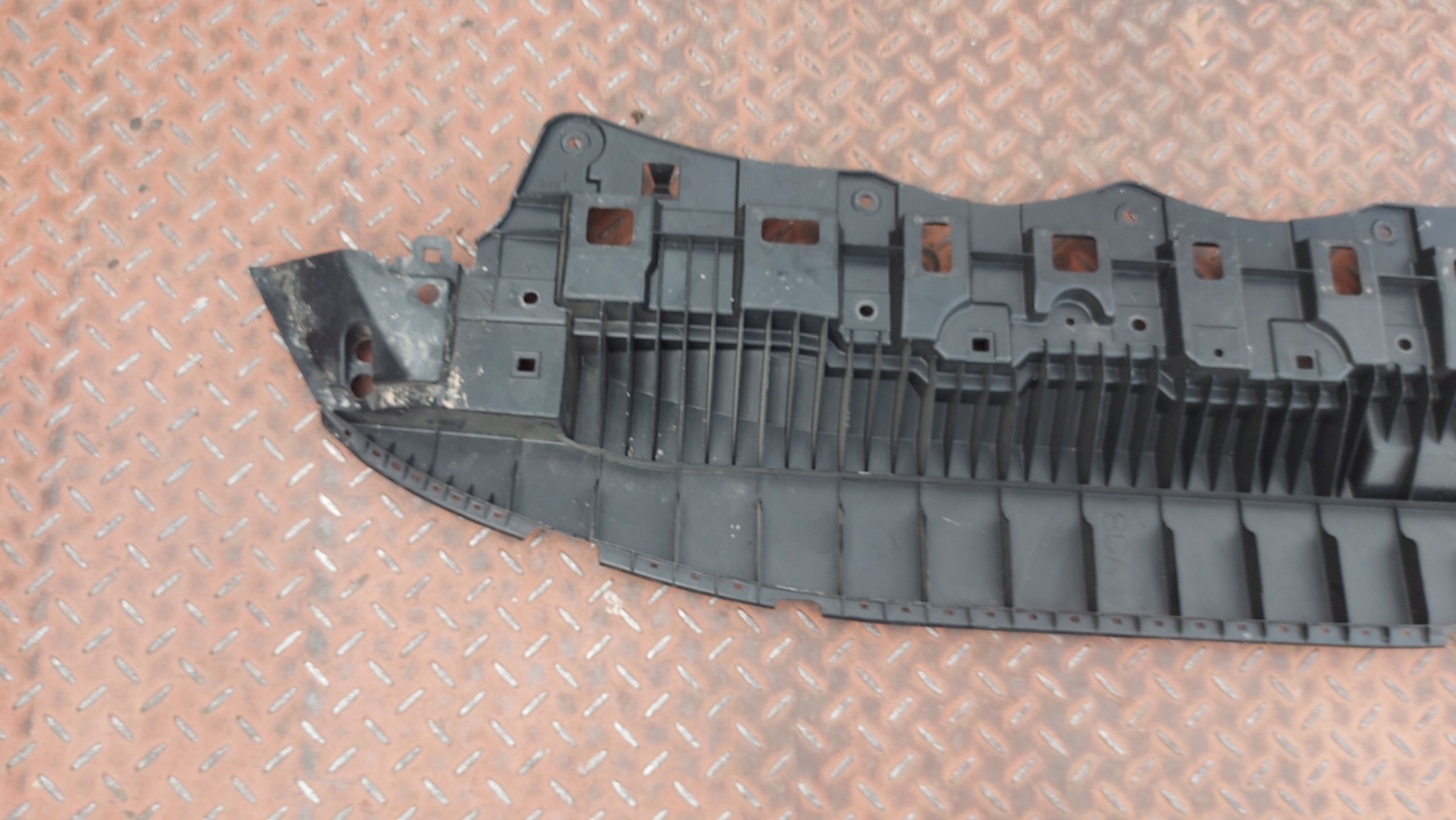 ABSORBER cover below bumper TOYOTA YARIS CROSS 21