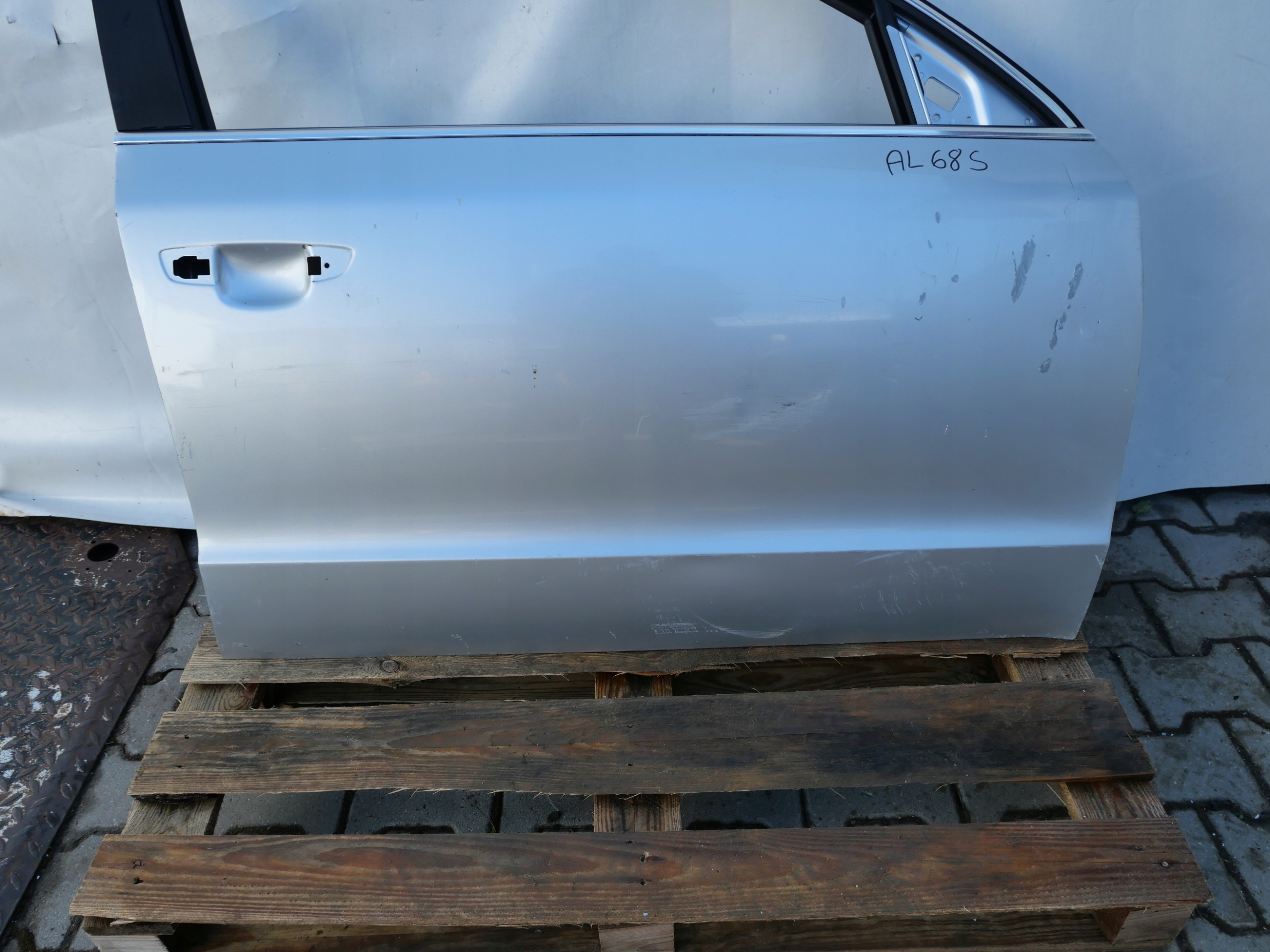 portière droite avant SKODA SUPERB II