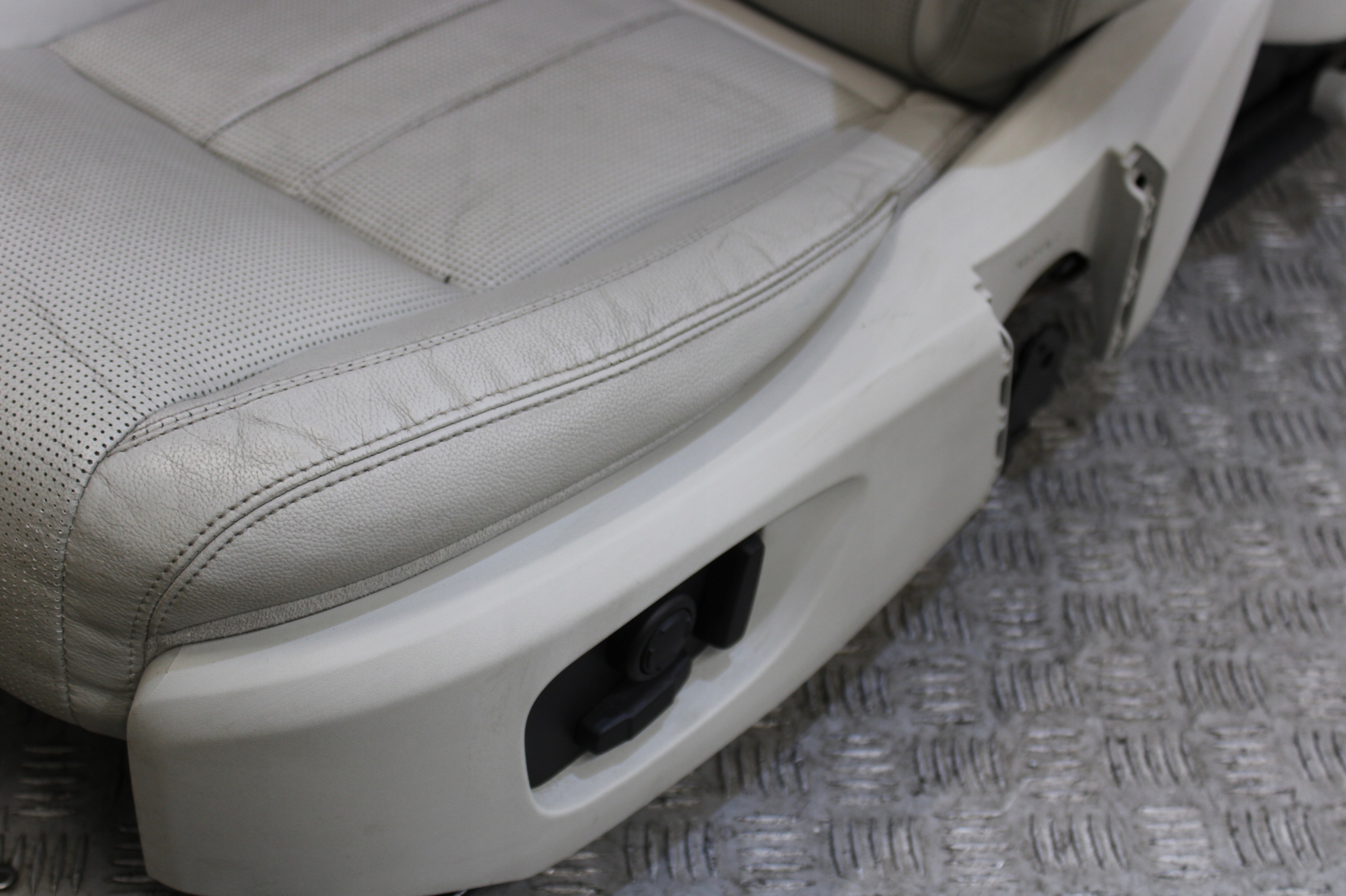 seats inner upholstery leather SKORY RANGE ROVER DISCOVERY SPORT L550