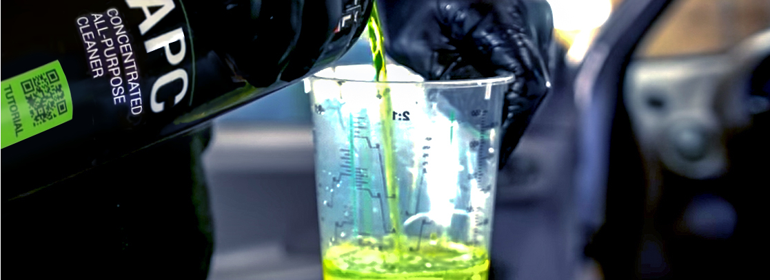 ADBL APC MOCNY UNIWERSALNY ŚRODEK CZYSZCZĄCY ZESTAW AKCESORIA MIKROFIBRA 5L Producent ADBL