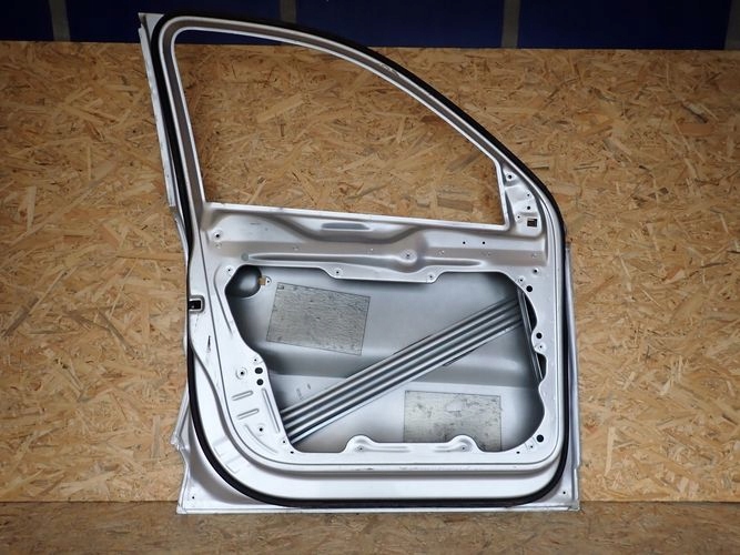 VW TIGUAN 07-15 dveře levé přední předek