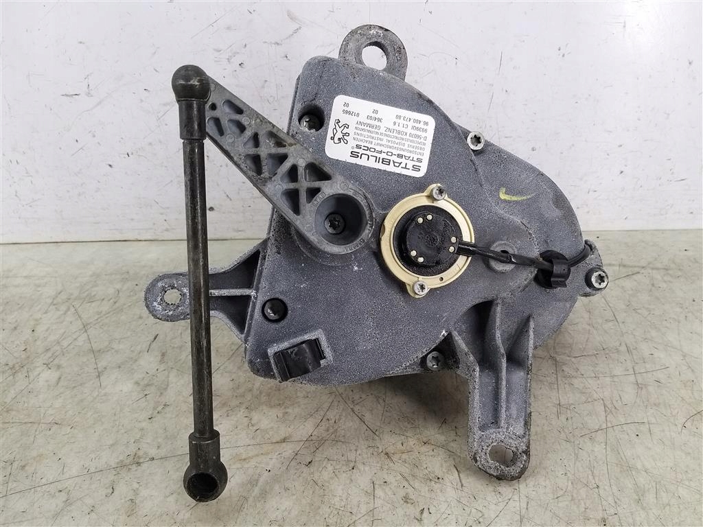 Silniczek otwierania klapy Peugeot 607 2,2 B R 99-10 9648047380