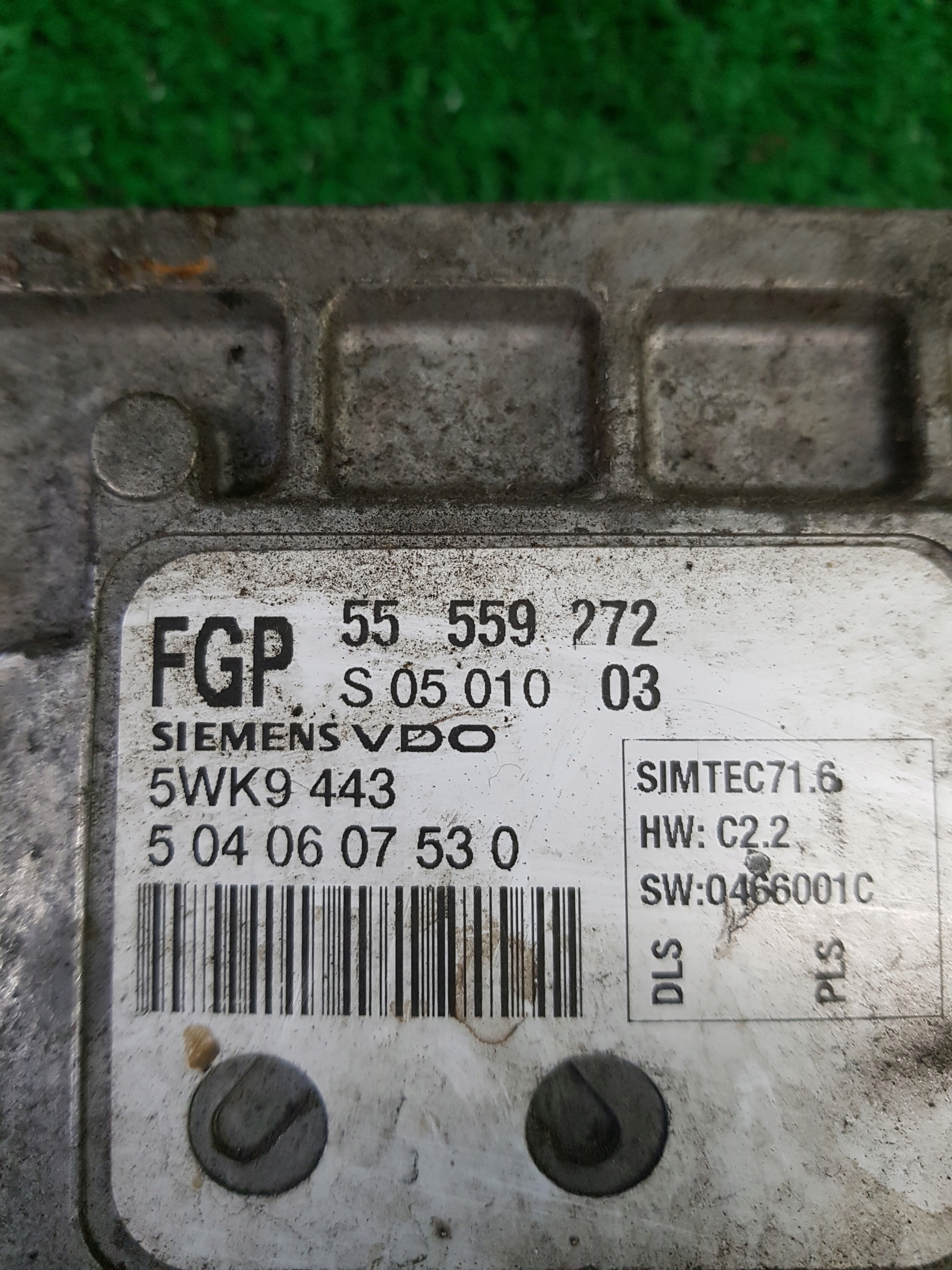 computer of the engine control unit OPEL ASTRA H 55559272 5WK9443